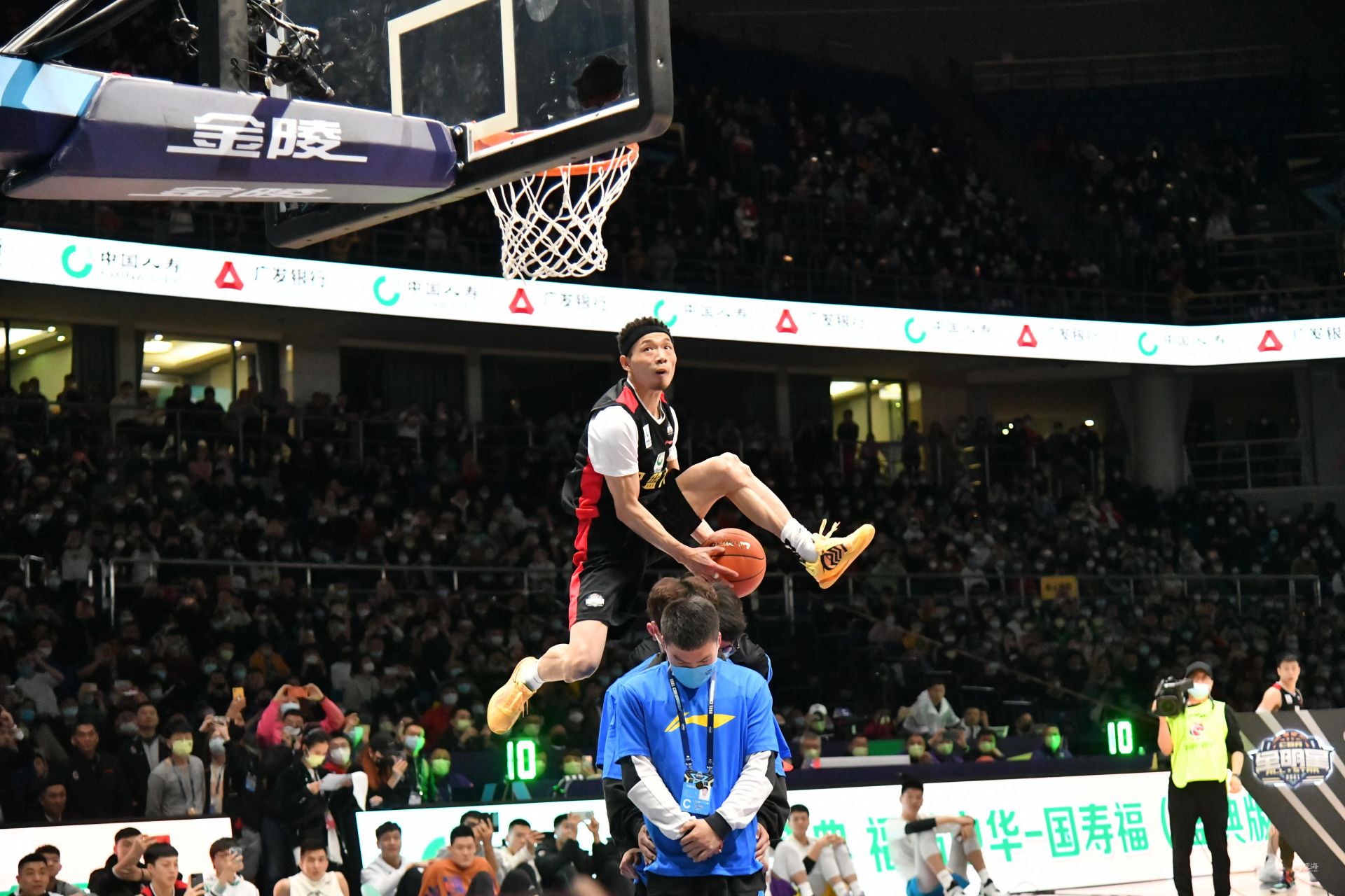 卫提前预判 卫提前预判