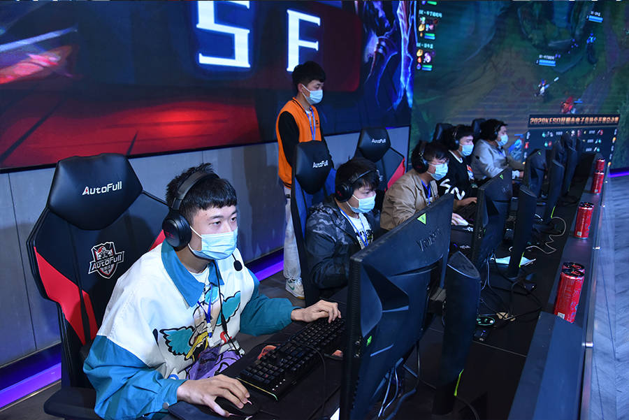 用人多打人 用人多打人